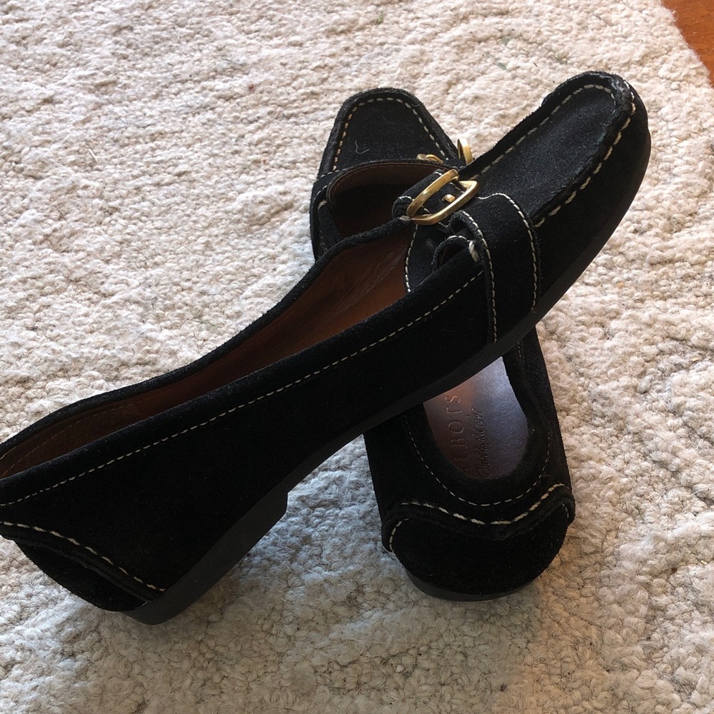 Talbots Black Loafers with Gold Accent - Picture 6 of 8
